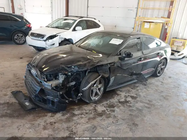 WAUENCF58KA079164 2019 AUDI A5 - Image 2