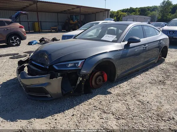 WAUENCF59JA003614 2018 AUDI A5 - Image 2