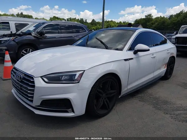 WAUENCF59JA007405 2018 AUDI A5 - Image 2
