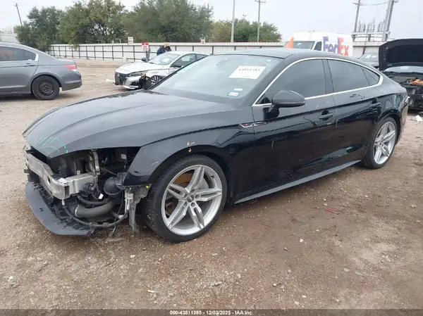 WAUENCF59JA058256 2018 AUDI A5 - Image 2