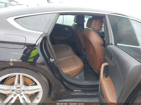 WAUENCF59JA058256 2018 AUDI A5 - Image 8