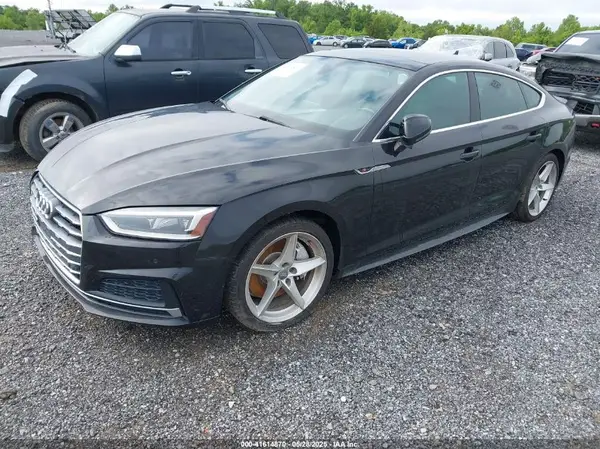 WAUENCF59JA087577 2018 AUDI A5 - Image 2