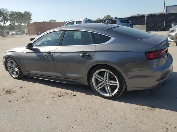 WAUENCF59JA103017 2018 AUDI A5 - Image 2