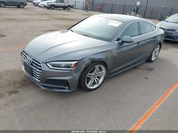WAUENCF59KA069260 2019 AUDI A5 - Image 2