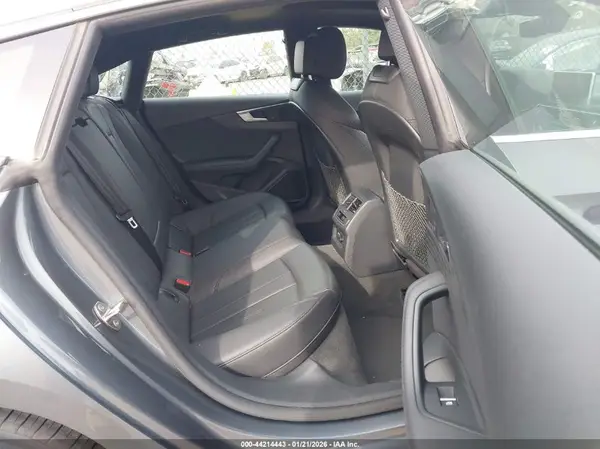 WAUENCF59KA069260 2019 AUDI A5 - Image 8