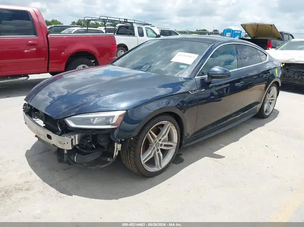 WAUENCF5XJA008000 2018 AUDI A5 - Image 2