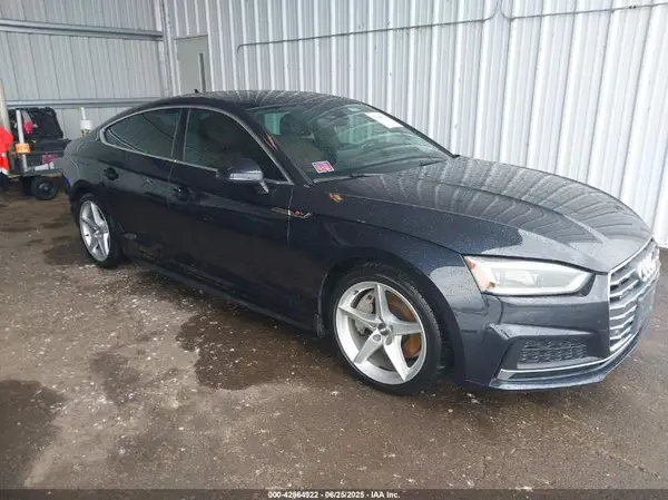 WAUENCF5XJA020860 2018 AUDI A5 - Image 1