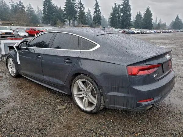 WAUENCF5XJA032667 2018 AUDI A5 - Image 2