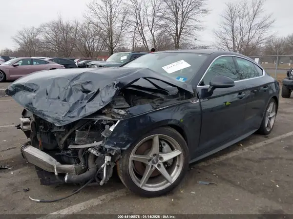 WAUENCF5XJA053695 2018 AUDI A5 - Image 2