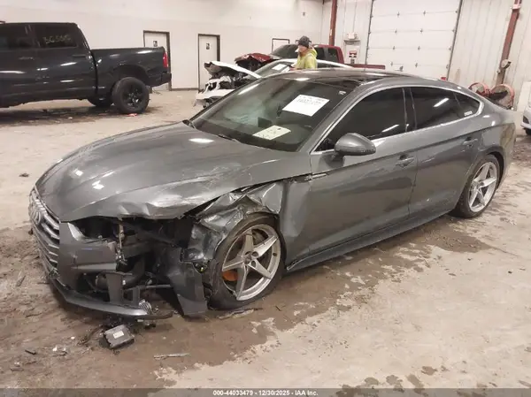 WAUENCF5XKA073155 2019 AUDI A5 - Image 2