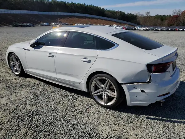 WAUENCF5XKA088352 2019 AUDI A5 - Image 2