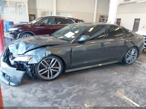 WAUF2AFC3GN167815 2016 AUDI S6 - Image 2