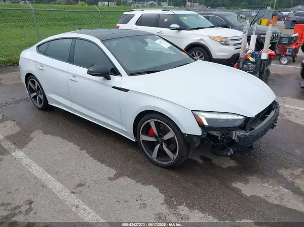WAUFACF50PA042634 2023 AUDI A5 - Image 1