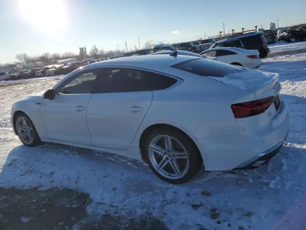 WAUFACF51MA006883 2021 AUDI A5 - Image 2
