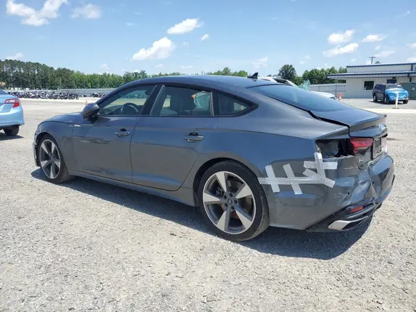 WAUFACF51MA024011 2021 AUDI A5 - Image 2