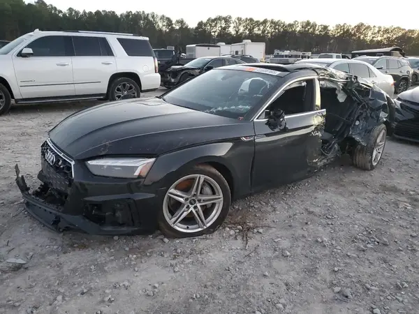 WAUFACF51NA021353 2022 AUDI A5 - Image 1