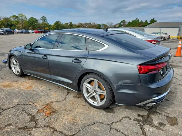 WAUFACF51NA029114 2022 AUDI A5 - Image 2