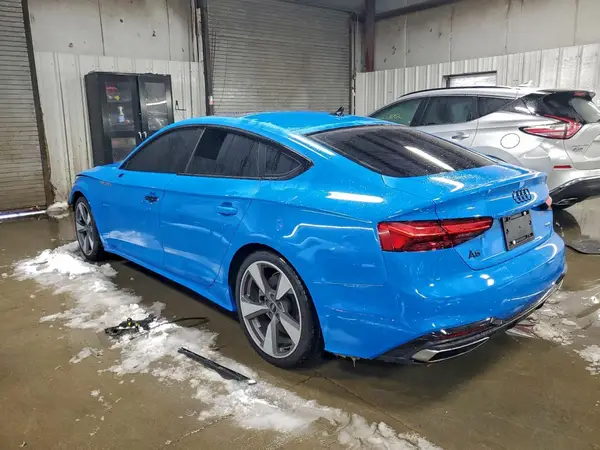 WAUFACF52MA055364 2021 AUDI A5 - Image 2