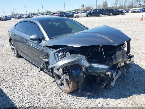 WAUFACF53MA015892 2021 AUDI A5 - Image 1