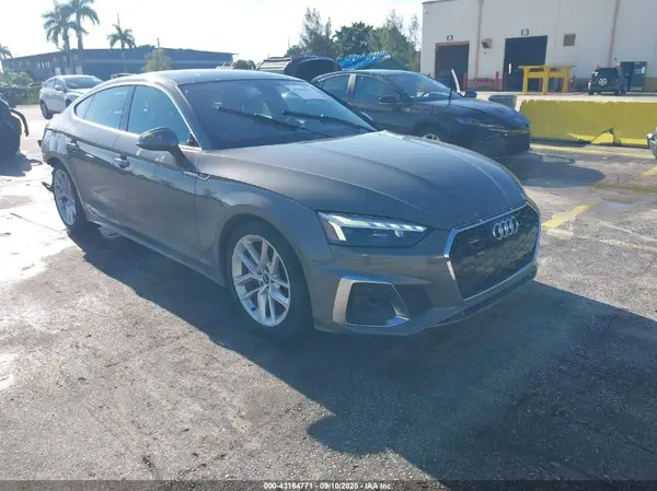 WAUFACF53RA095038 2024 AUDI A5 - Image 1