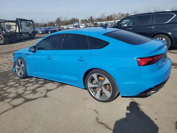 WAUFACF55MA008488 2021 AUDI A5 - Image 2