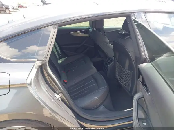 WAUFACF56NA017217 2022 AUDI A5 - Image 8