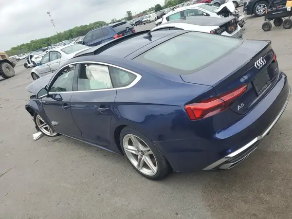WAUFACF56NA033370 2022 AUDI A5 - Image 2