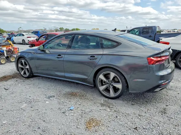 WAUFACF57MA008542 2021 AUDI A5 - Image 2