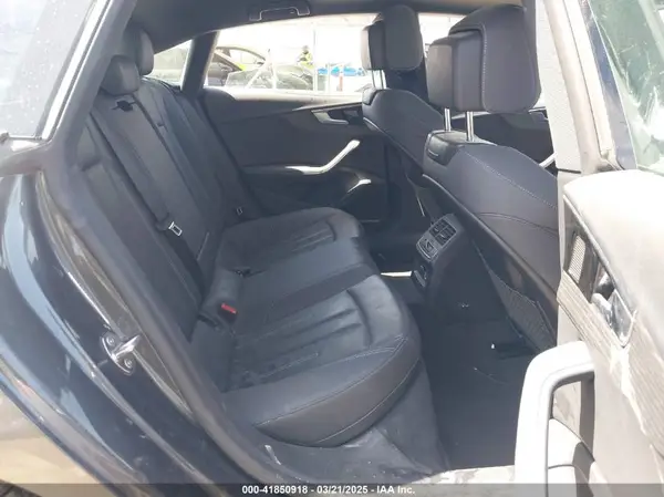 WAUFACF57NA018358 2022 AUDI A5 - Image 8
