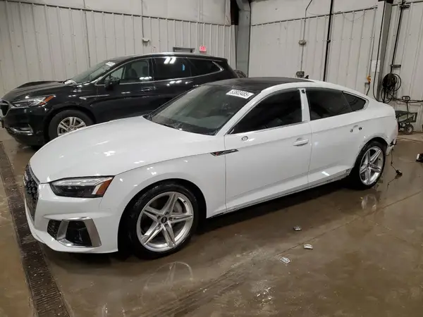 WAUFACF58NA013606 2022 AUDI A5 - Image 1