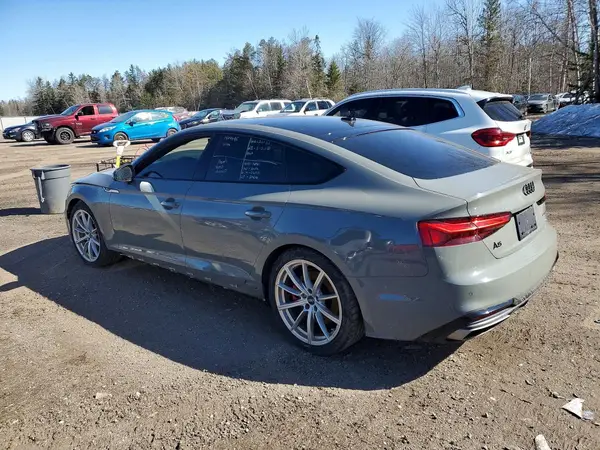 WAUFACF58NA015839 2022 AUDI A5 - Image 2