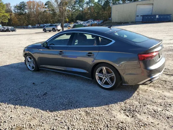 WAUFACF59MA026833 2021 AUDI A5 - Image 2