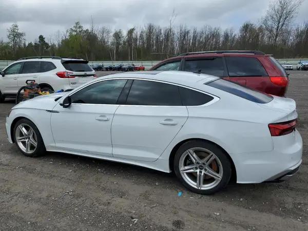 WAUFACF59NA018118 2022 AUDI A5 - Image 2