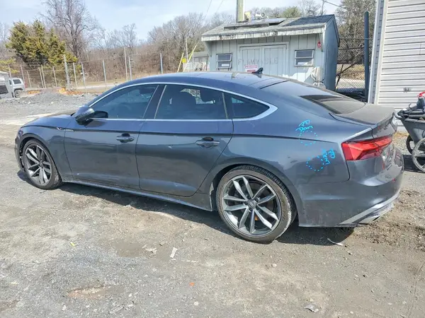 WAUFACF5XMA013654 2021 AUDI A5 - Image 2