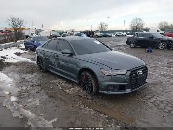 WAUFFAFC9JN040921 2018 AUDI S6