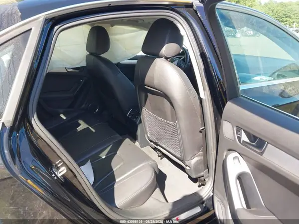 WAUFFAFL4GN004532 2016 AUDI A4 - Image 8