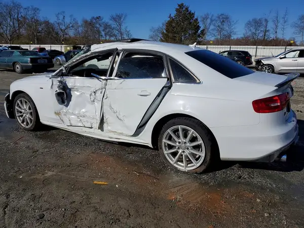 WAUFFAFL7GN010552 2016 AUDI A4 - Image 2