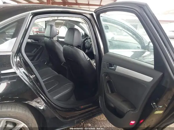 WAUFFAFL8GN010768 2016 AUDI A4 - Image 8