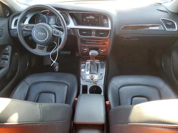 WAUFFAFLXGN003823 2016 AUDI A4 - Image 8