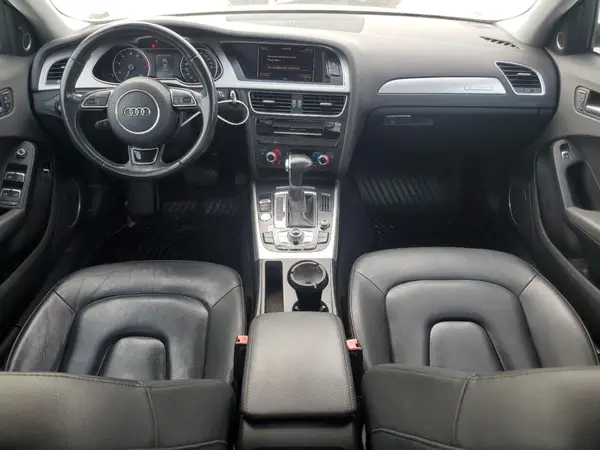 WAUFFAFLXGN004650 2016 AUDI A4 - Image 8