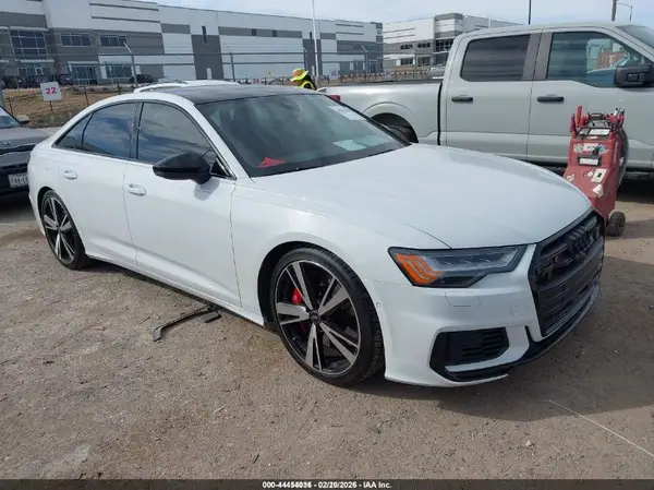 WAUFFBF26NN053192 2022 AUDI S6