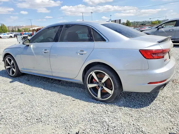 WAUFNAF40HN050436 2017 AUDI A4 - Image 2