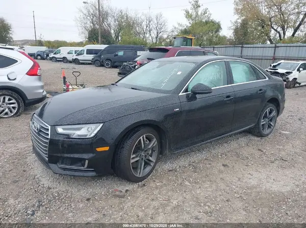 WAUFNAF41JA089484 2018 AUDI A4 - Image 2
