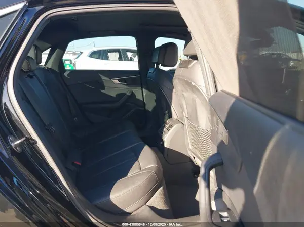 WAUFNAF42HN071109 2017 AUDI A4 - Image 8