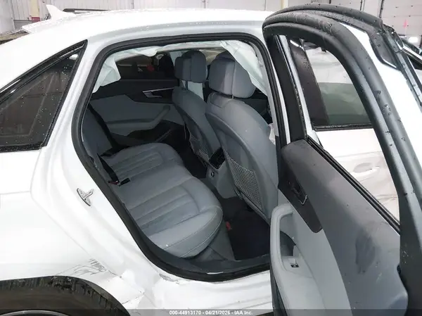 WAUFNAF42JA031657 2018 AUDI A4 - Image 8
