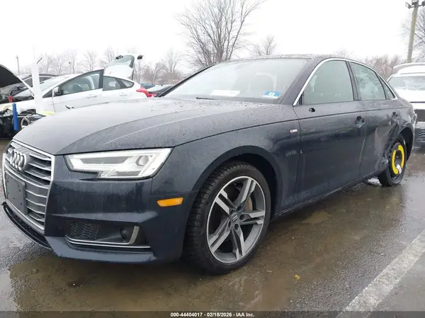 WAUFNAF43HN068512 2017 AUDI A4 - Image 2