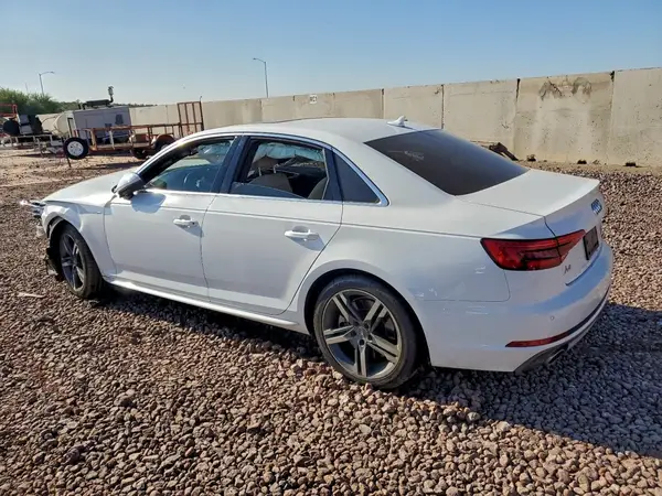 WAUFNAF44HN022932 2017 AUDI A4 - Image 2
