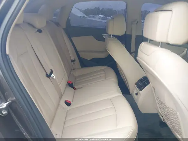 WAUFNAF45HA083200 2017 AUDI A4 - Image 8