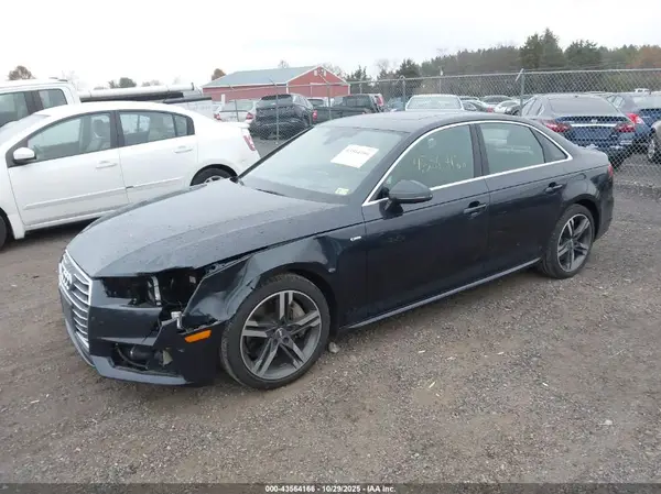 WAUFNAF47HN035447 2017 AUDI A4 - Image 2