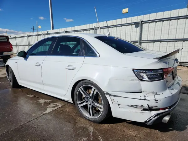 WAUFNAF49HN011778 2017 AUDI A4 - Image 2